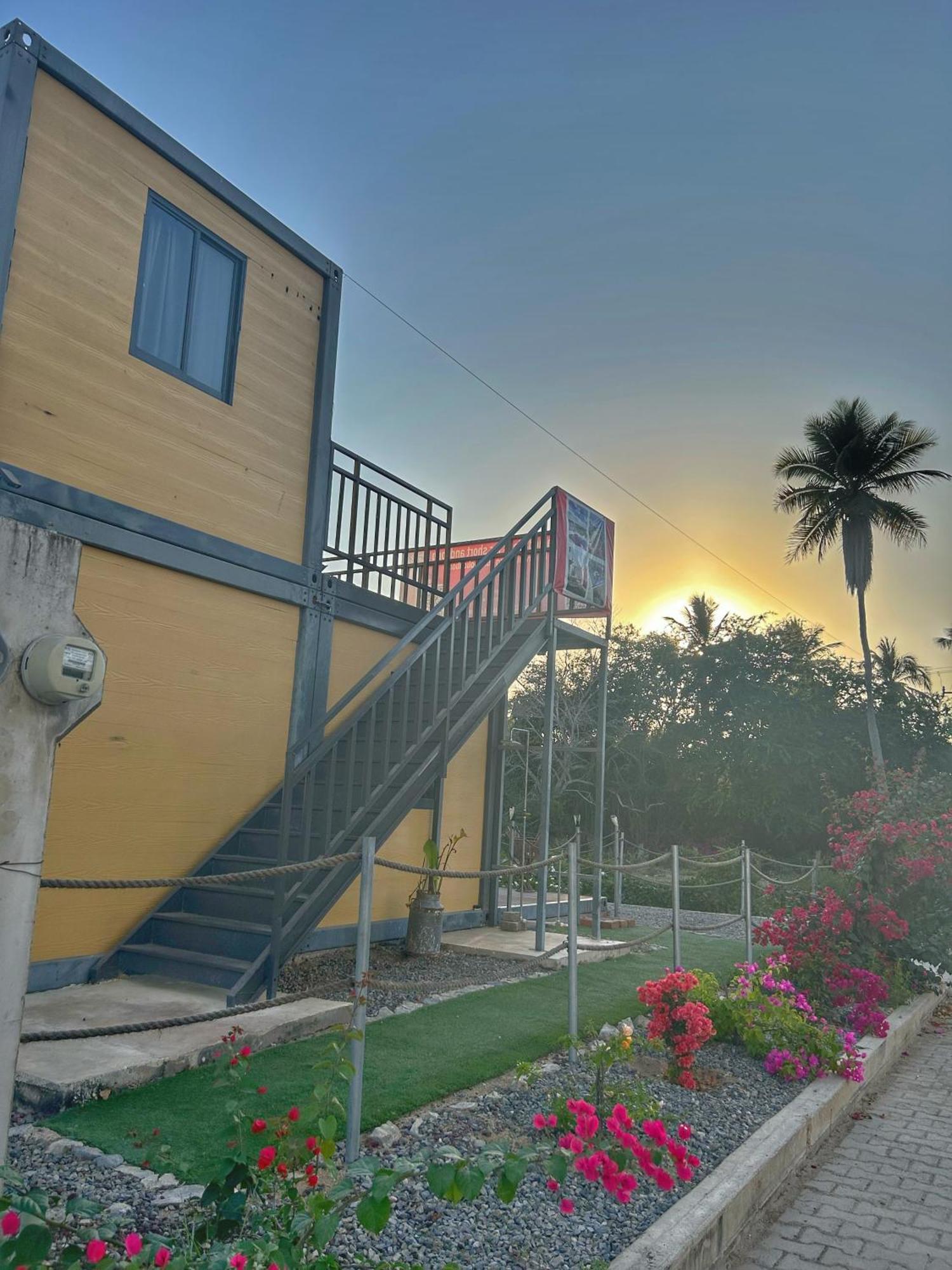 Yellow House 6 Minutos De Playa Barra de Navidad Exterior foto